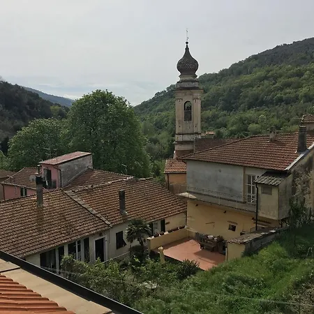 Casa In Tipico Borgo Ligure Borgomaro